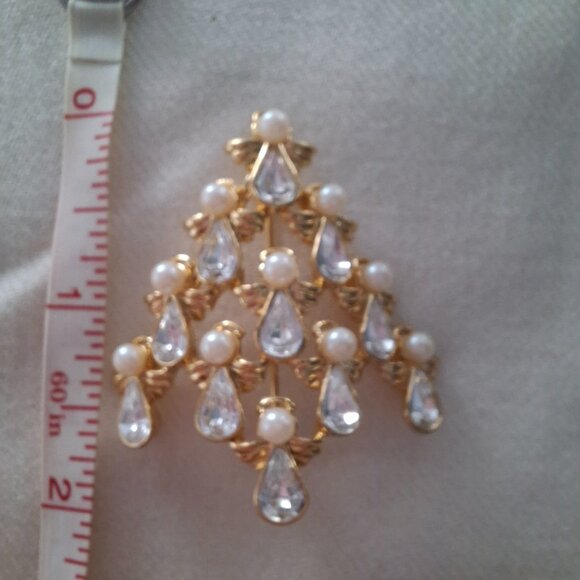 Vintage NWT NIB Avon angel tree pin - Picture 3 of 6